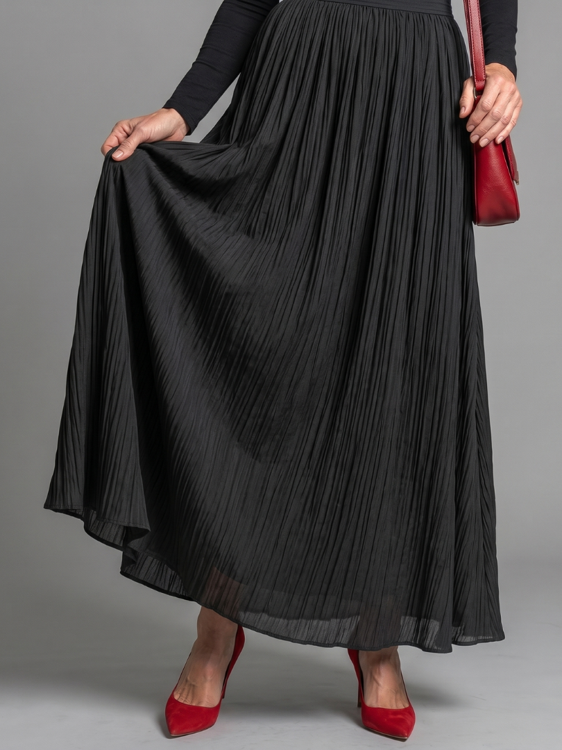 Diana | Vestido Midi de Gola Alta e Manga Comprida