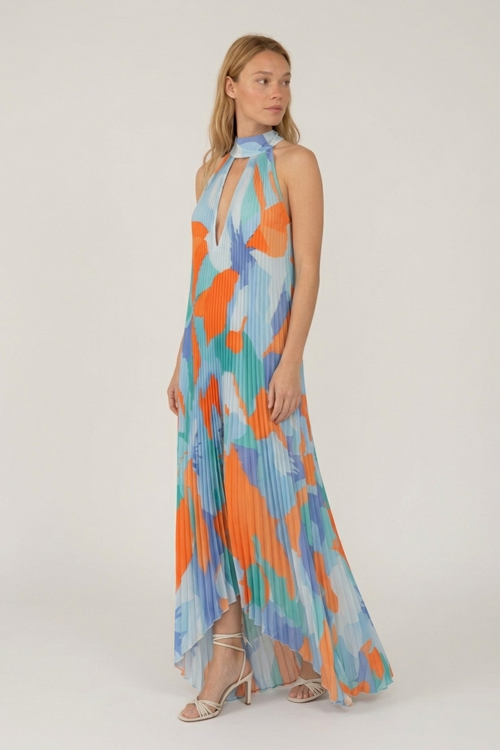 Aurélia | Plisované šaty s viazaním za krkom