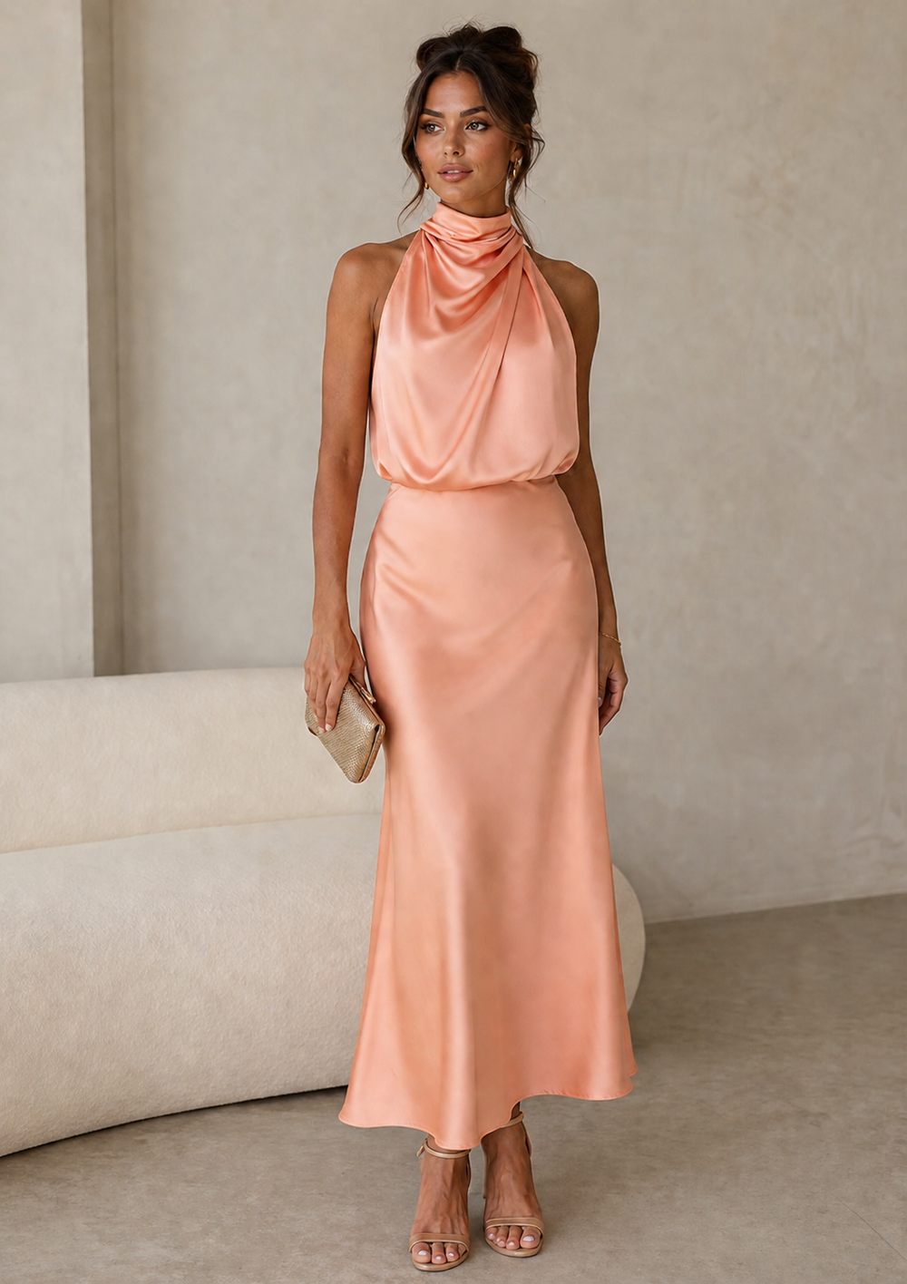 Emanuela | Vestido Comprido Drapeado com Decote Halter