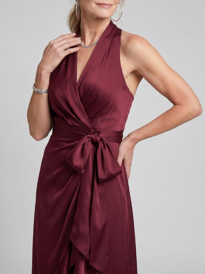 Dulce | Vestido Midi Traçado com Decote Halter