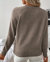 Pulover z gumbi in raglan rokavi