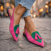 Lorena | Mules Planas Bicolores em Suédine & Pompons