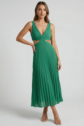 Karina | Elegantné plisované maxi šaty