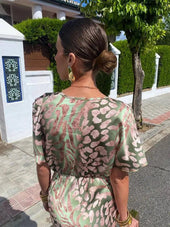 Constança - Vestido Floral com Plissado
