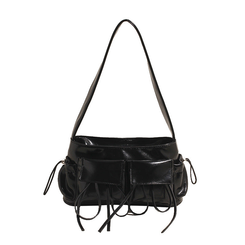 Lakovaná hladká crossbody kabelka