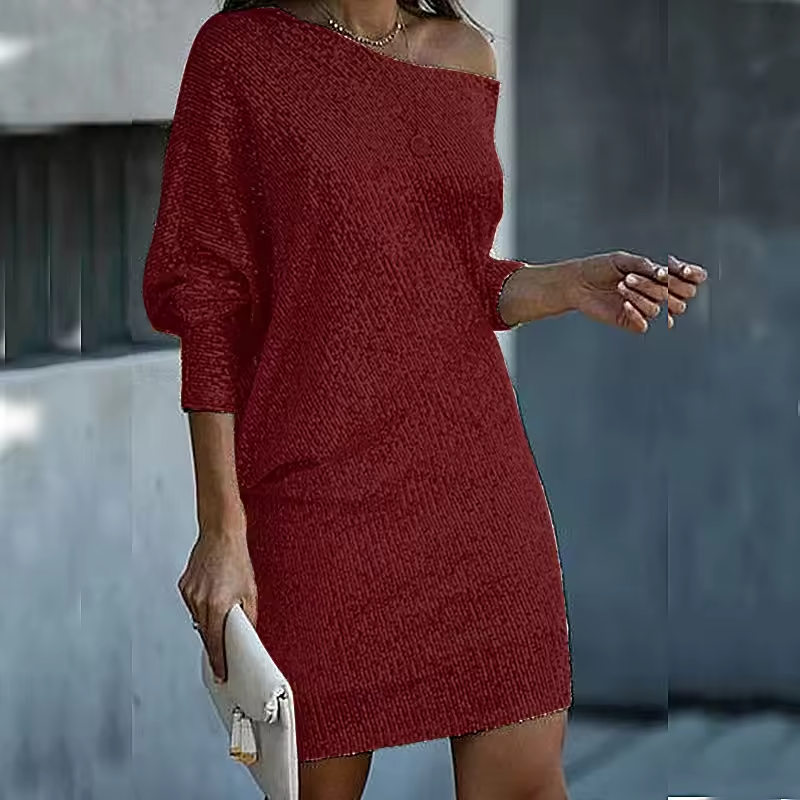Elegantna mini obleka z bleščicami in golimi rameni