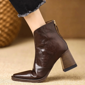 Leonor | Botim Elegante com Salto Bloco
