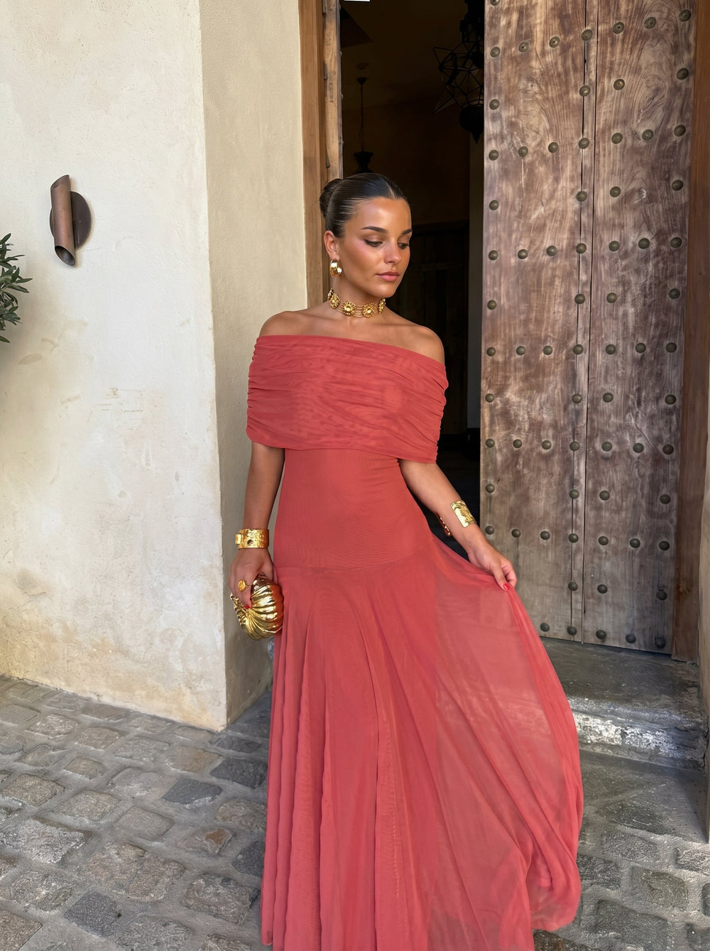 Teresa | Vestido Feminino de Linhas Simples