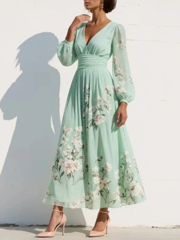 Elga - Vestido maxi plissado em chiffon com padrão floral