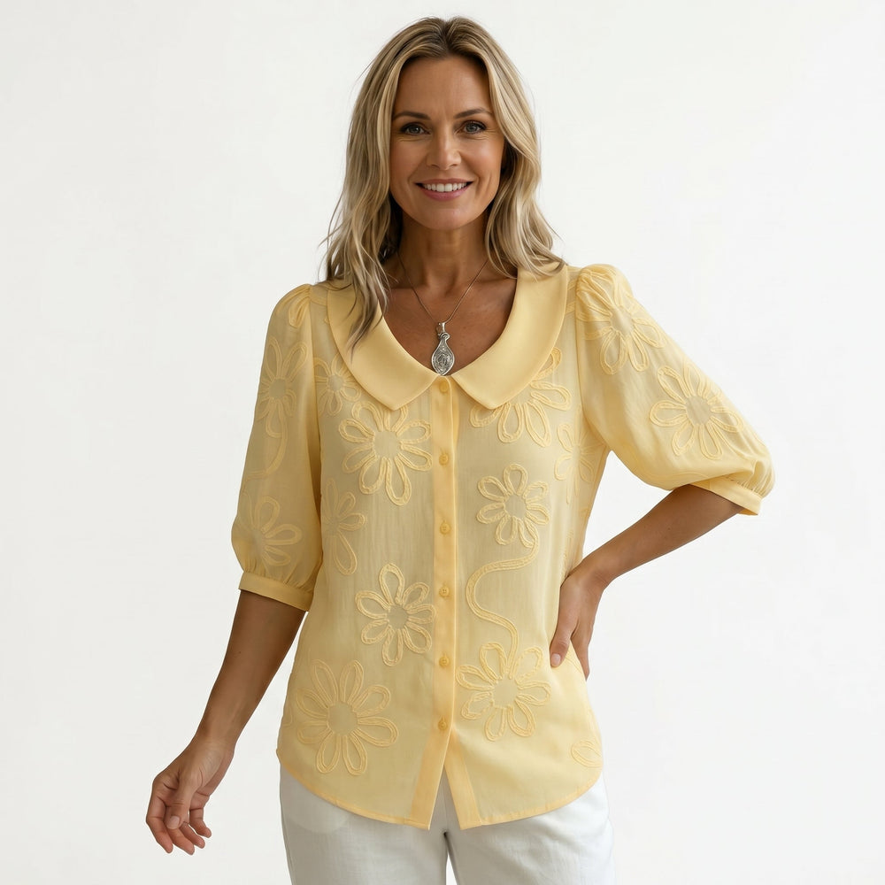 Alice - Blusa Romântica com Bordados de Margaridas
