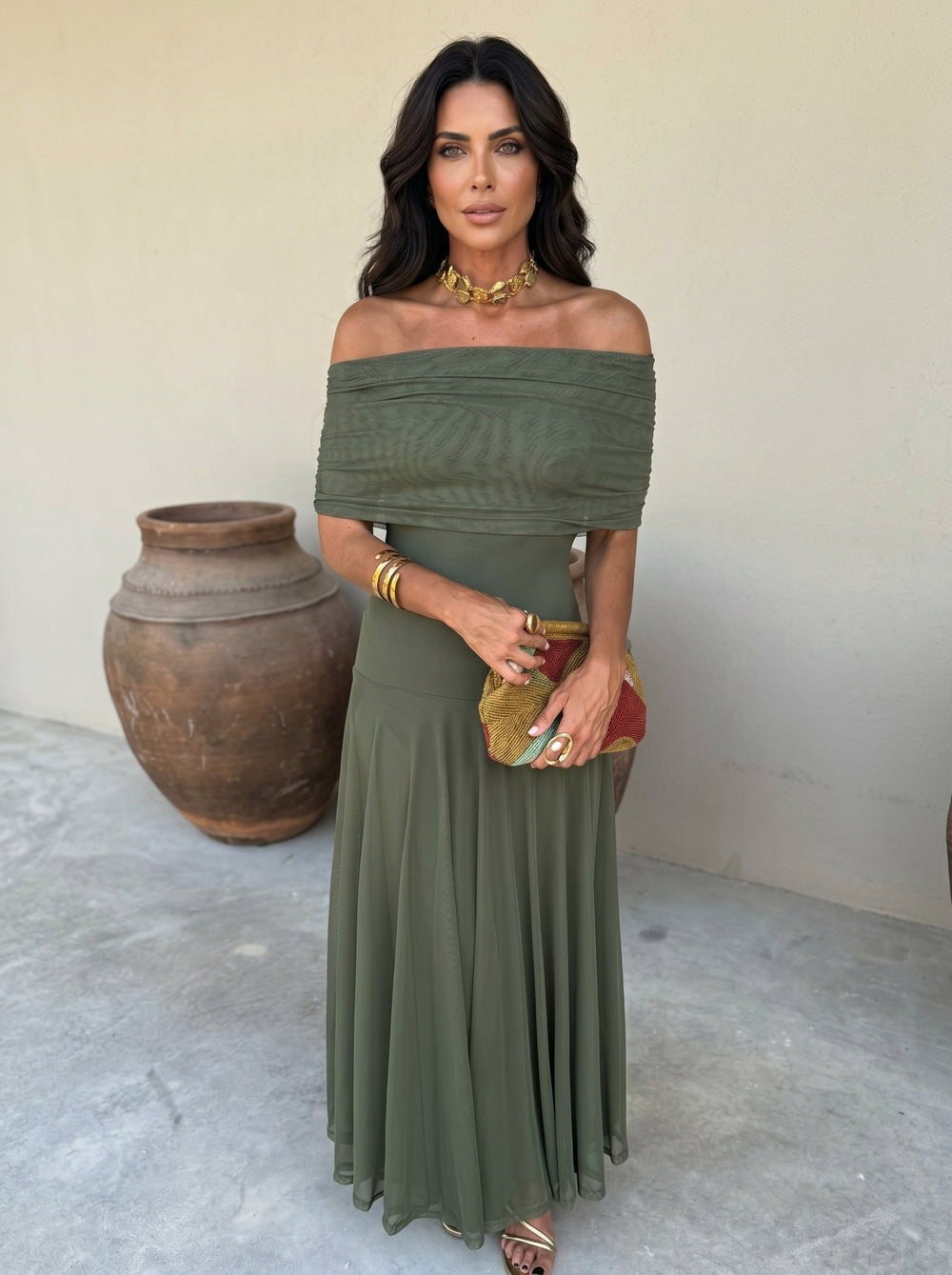 Teresa | Vestido Feminino de Linhas Simples