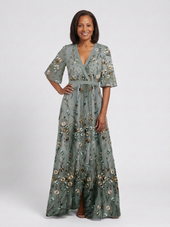 Elga – Vestido longo florido com decote em V