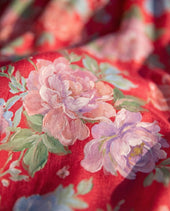 Mariana – Vestido floral com decote em V