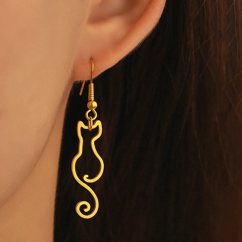 Albina | Brincos Gato Dourado Vintage