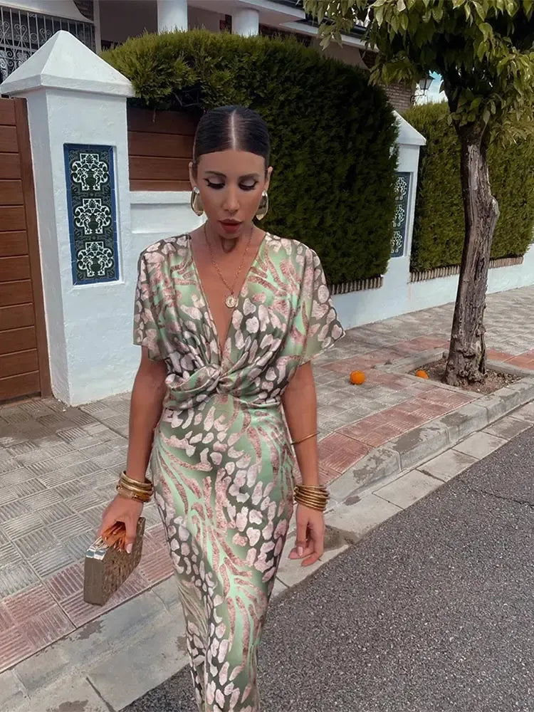 Higínia | Vestido Midi Estampado em Tons de Cobre