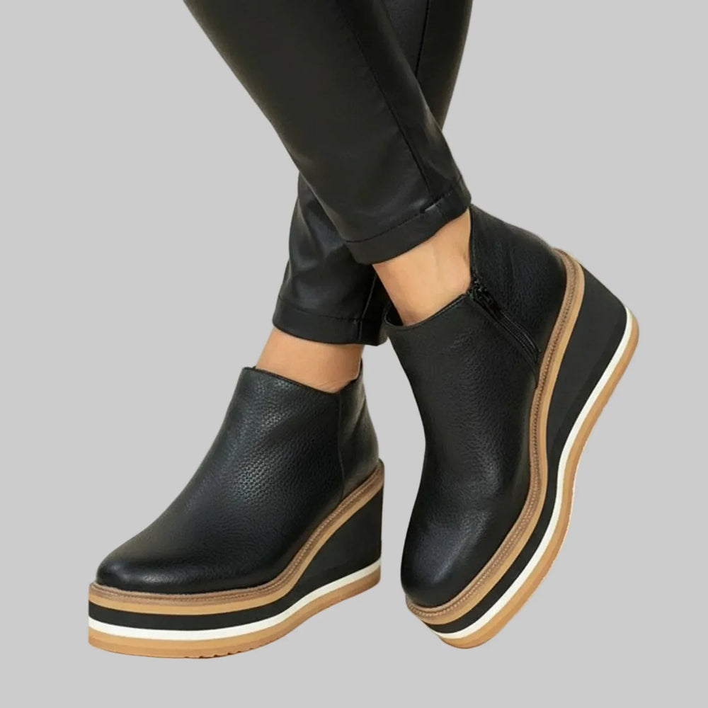 Sílvia | Botins de Cunha com Fecho Lateral