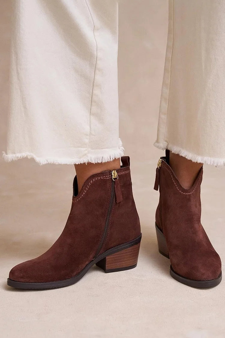 Céline | Botins de Camurça Elegantes