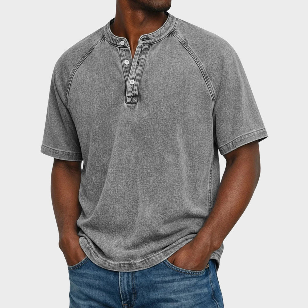 Pedro - T-shirt Vintage com Botões