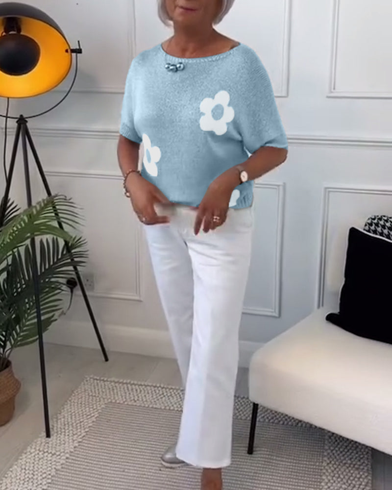 Ozek pulover z okroglim izrezom in cvetličnim vzorcem