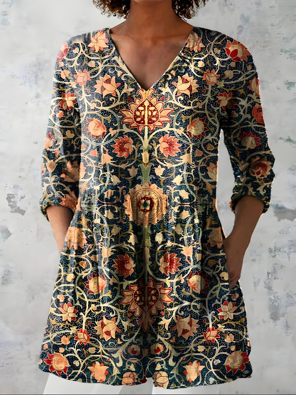 LILIAN | Dolga bluza z V-izrezom