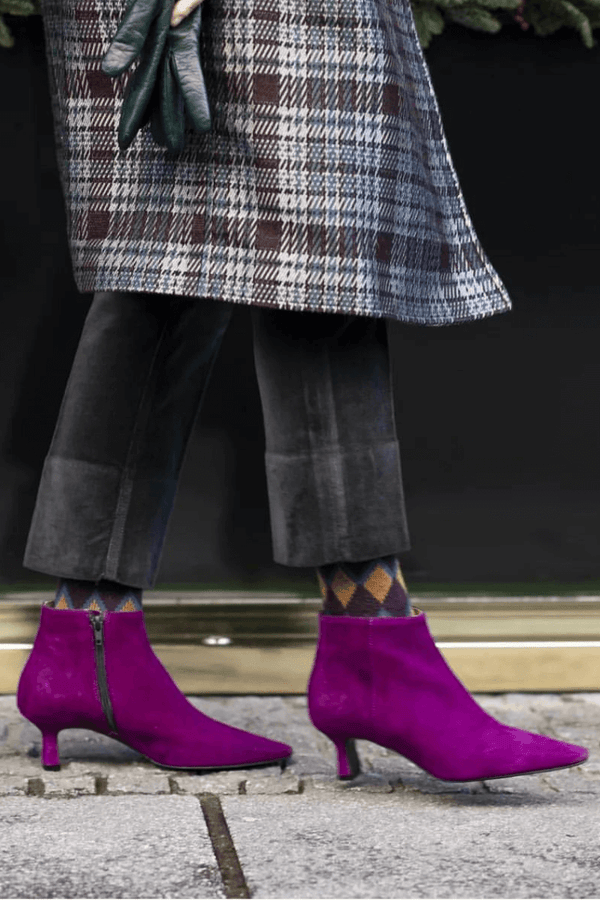 Sophie | Botins de Camurça Elegantes