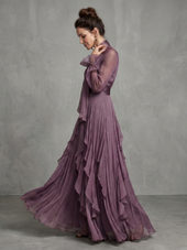 Glória | Vestido Comprido em Camadas com Laço ao Pescoço