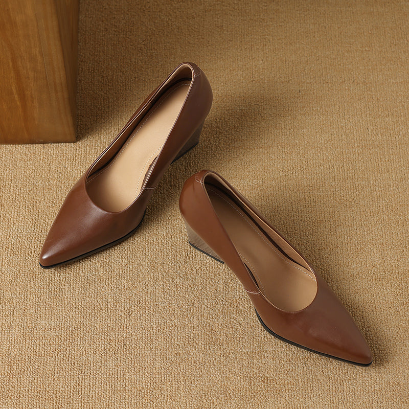 Júlia | Sapatos Clássicos de Salto Largo