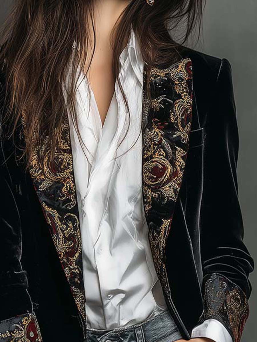 Clara | Blazer Ajustado com Estampado Barroco Preto