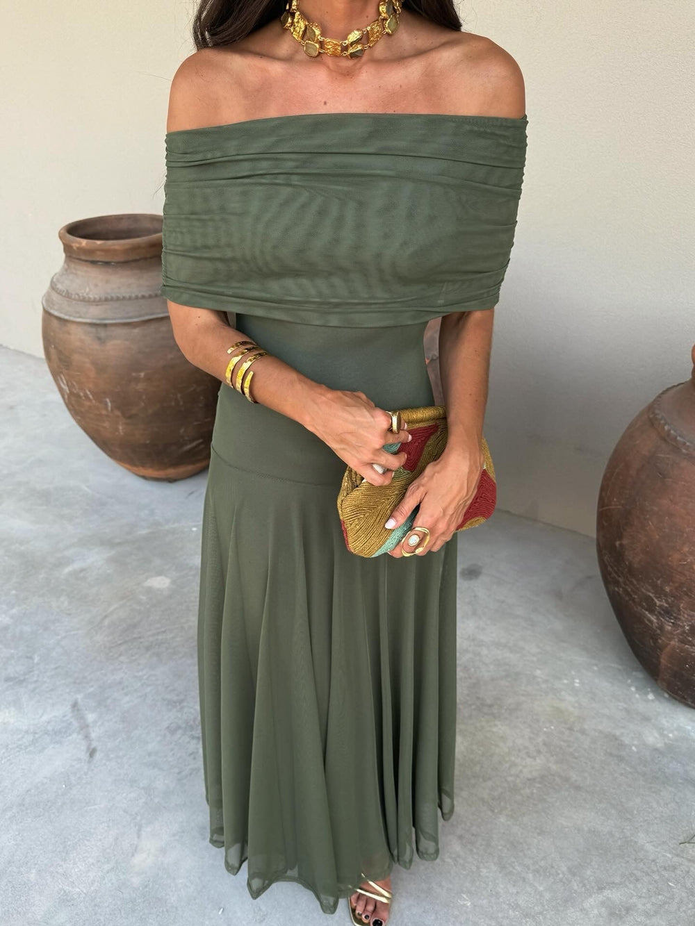 Teresa | Vestido Feminino de Linhas Simples