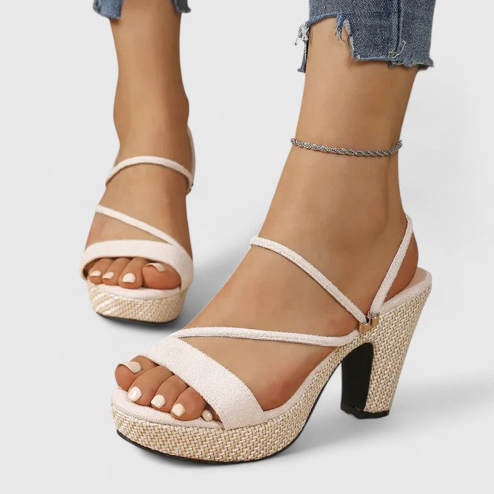 Joana - Saltos Elegantes Ortopédicos