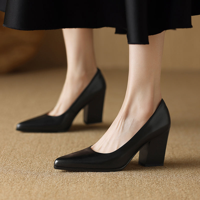 Júlia | Sapatos Clássicos de Salto Largo