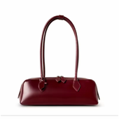 Kabelka s hladkým vzhľadom Signature