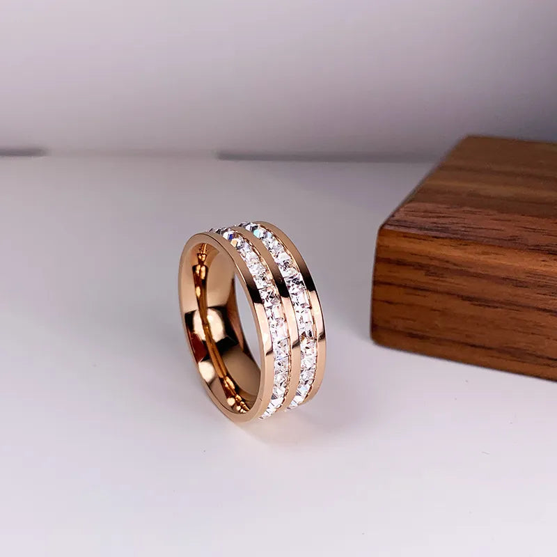 Jacinta | Anel com Dupla Fila de Brilhantes