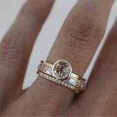Palmira | Anel Vintage Dourado com Pedra Rosada