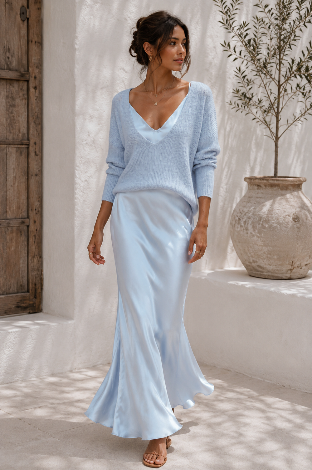 Alma | Vestido Acetinado com Camisola de Malha