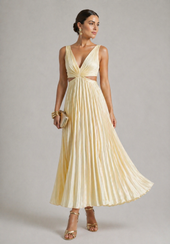 Célia | Vestido Midi Plissado com Recorte