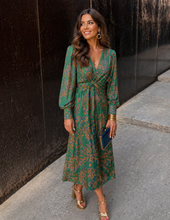 Íris | Vestido Midi com Torção na Cintura