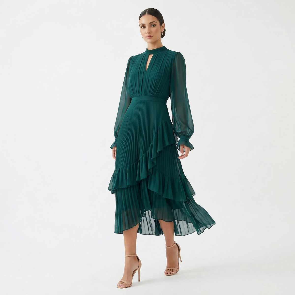 Mariana - Vestido Plissado com Mangas Fluídas e Folhos Assimétricos