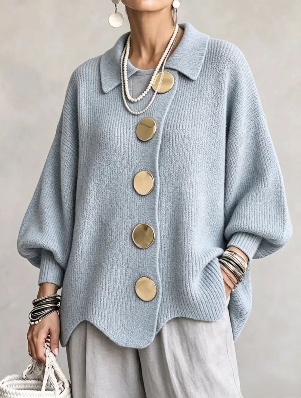 Victoire | Cardigan Oversize com Botões Dourados