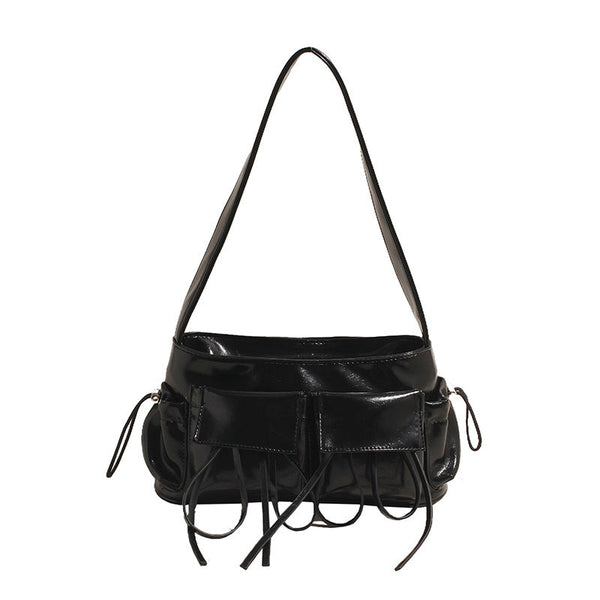 Lakovaná hladká crossbody kabelka