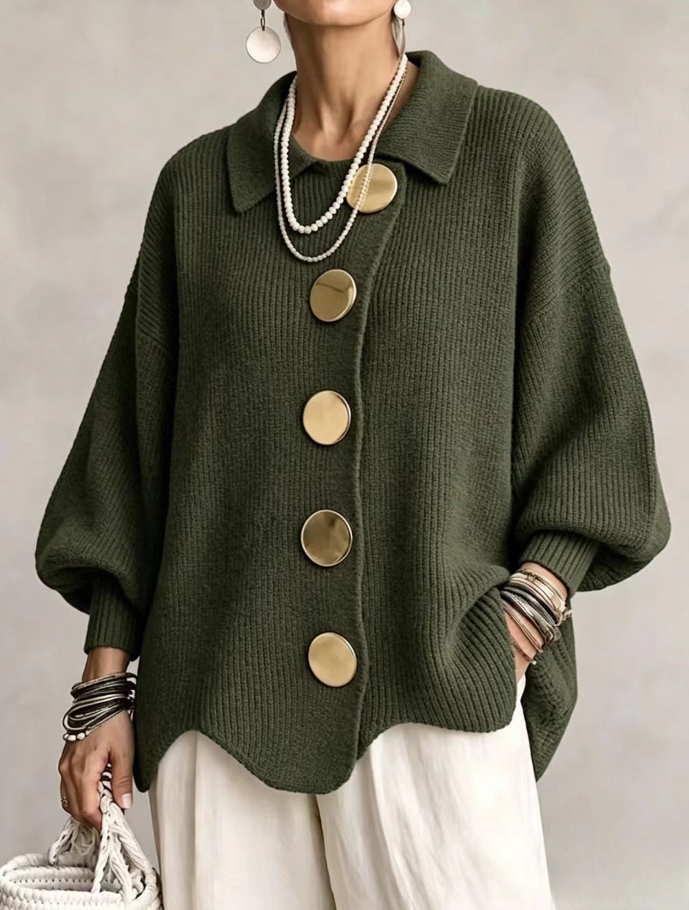 Victoire | Cardigan Oversize com Botões Dourados