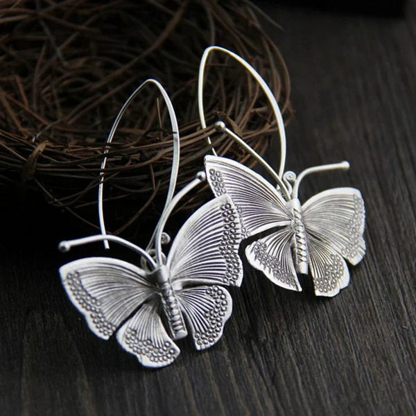 Laurinda | Brincos Borboleta Vintage Prateados