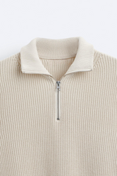 Sweater de Gola Alta com Zíper