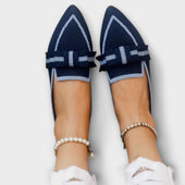 Sapatos femininos planos com design de nó