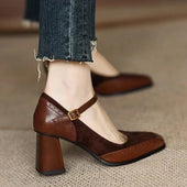 Alexandra | Sapatos de Salto Largo com Biqueira Quadrada e Tira no Tornozelo