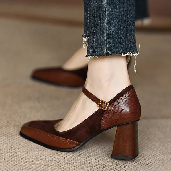 Berta | Sapatos de Salto Vintage com Fivela