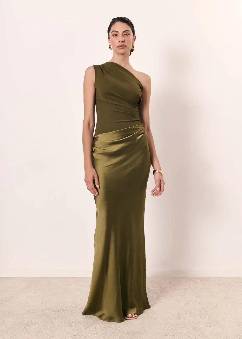 Helena | Vestido Comprido de Um Ombro