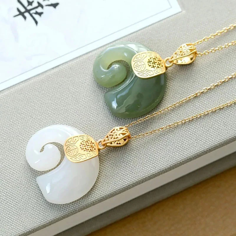 Piedade | Colar Elefante em Jade