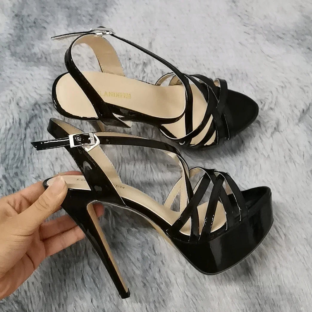 Sandra - Saltos Elegantes