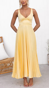 Cristiana | Vestido Comprido Plissado com Decote em V